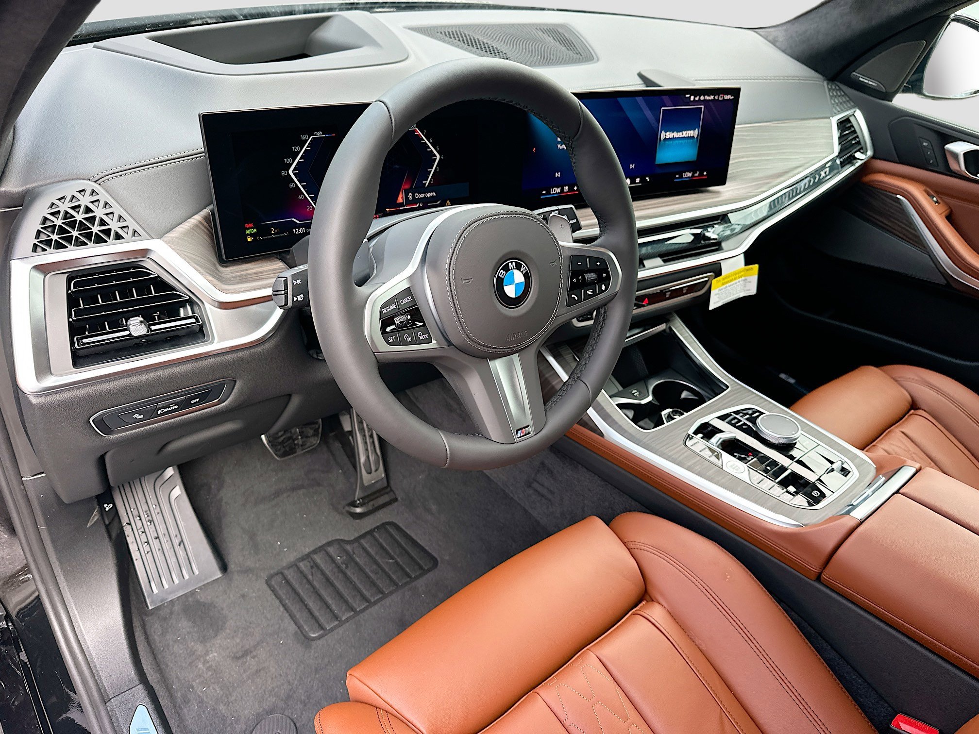 New 2026 BMW X7 xDrive40i w/ M Sport Package image 7