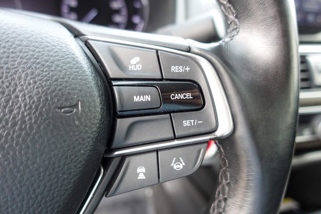 Used 2020 Honda Accord Touring image 14