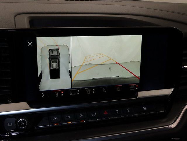 Used 2024 Chevrolet Silverado 1500 High Country w/ Technology Package image 20