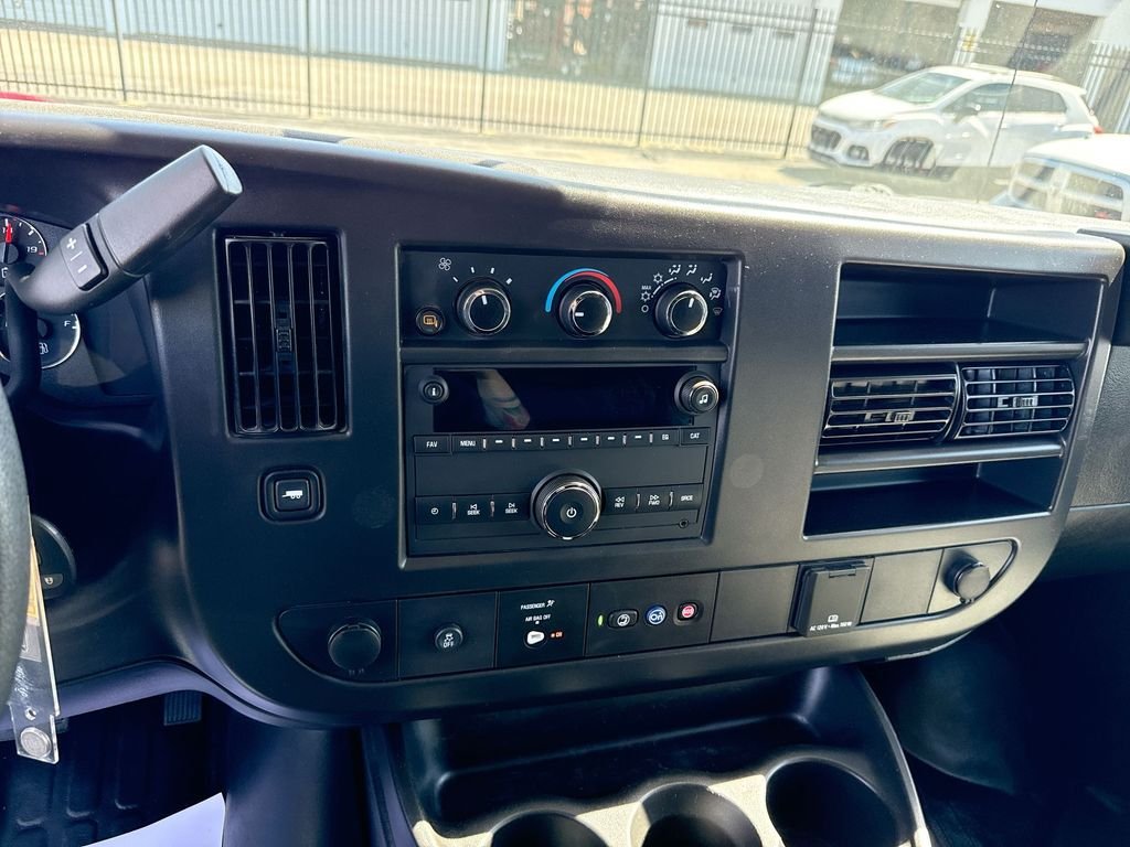 Used 2025 Chevrolet Express 2500 Extended w/ Driver Convenience Package RWD image 52
