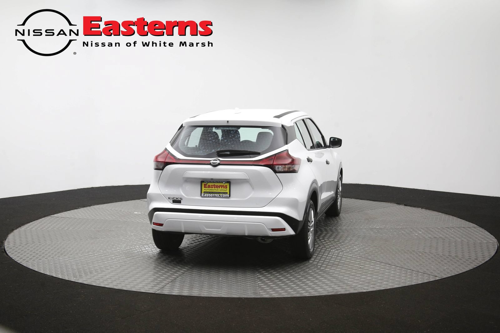 Used 2023 Nissan Kicks S FWD image 41