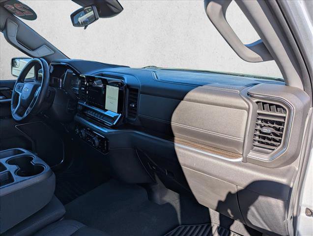 Used 2022 Chevrolet Silverado 1500 LT image 24