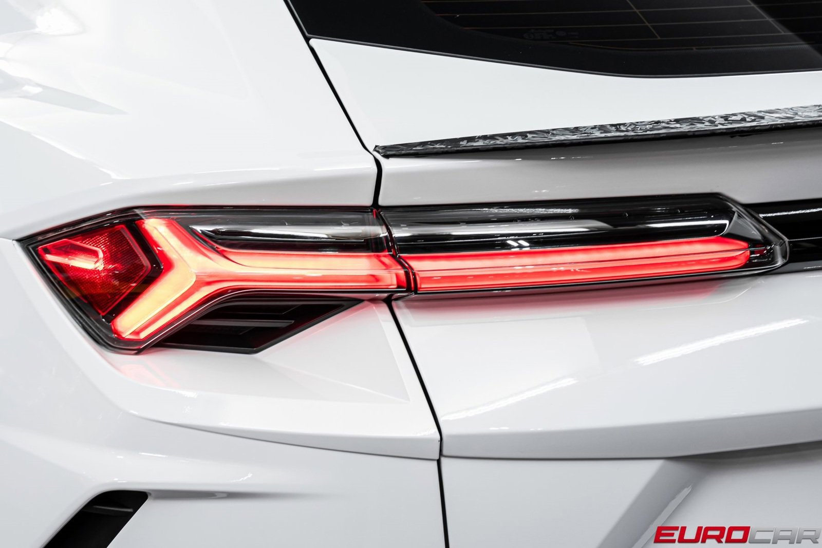 Used 2022 Lamborghini Urus image 21
