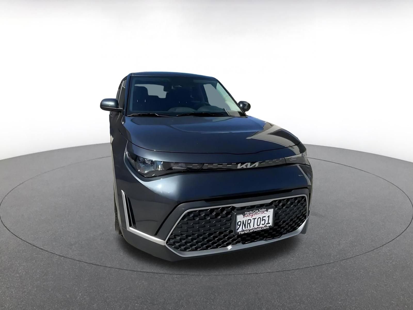 Used 2025 Kia Soul LX w/ LX Technology Package image 4