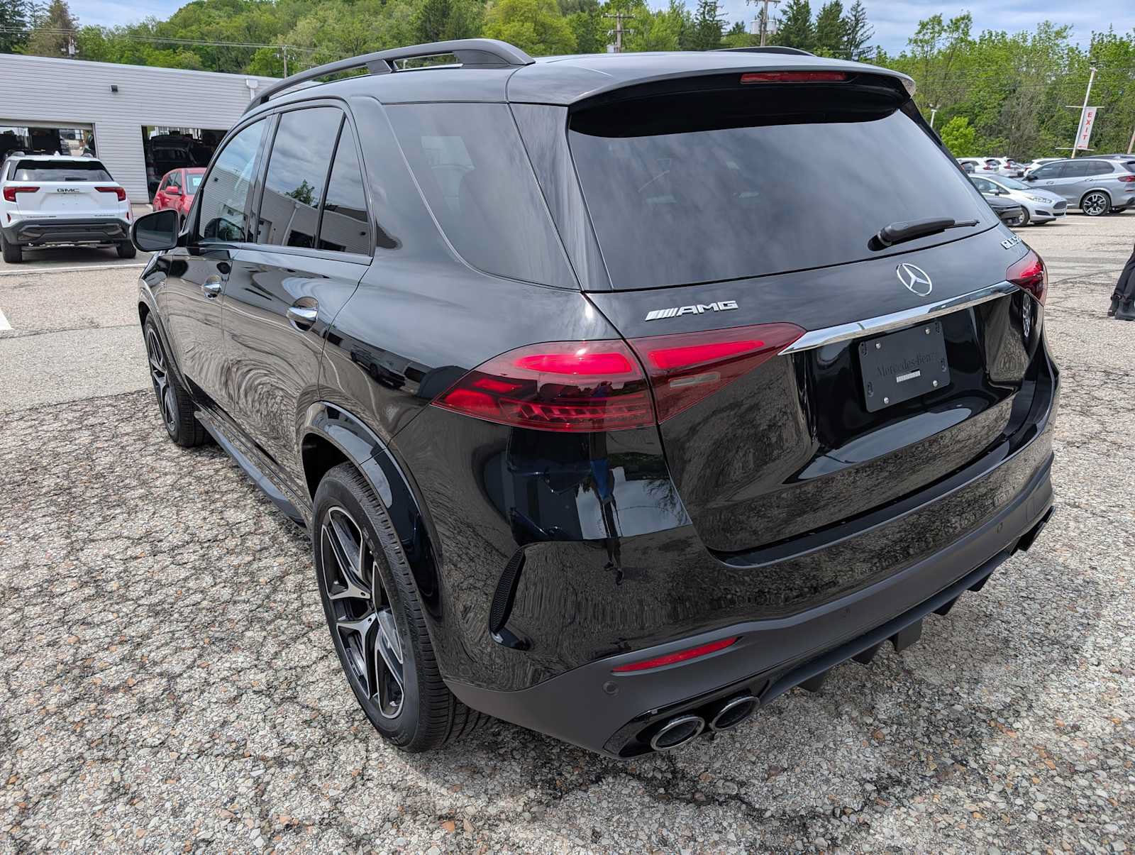 New 2026 Mercedes-Benz GLE 53 AMG 4MATIC image 9