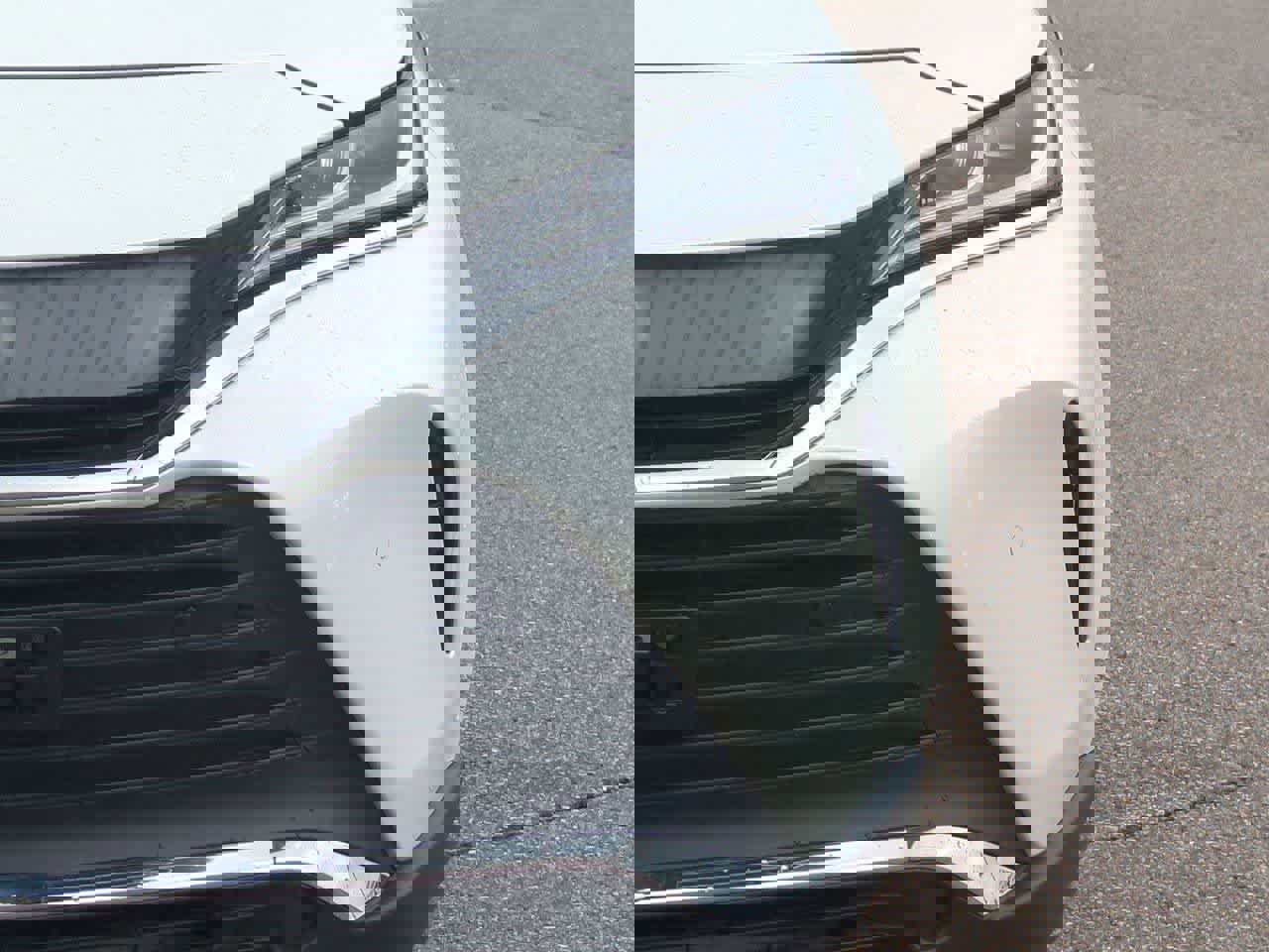 Used 2021 Toyota Venza XLE w/ Softex Package AWD/4WD image 10