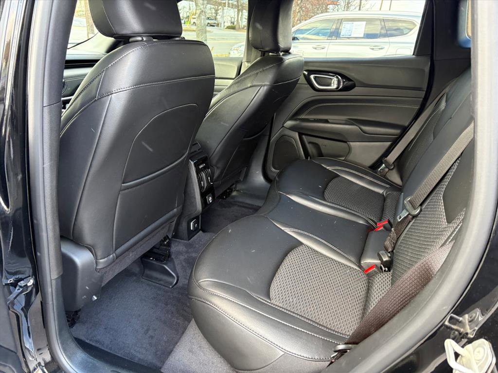 Used 2023 Jeep Compass Altitude image 18