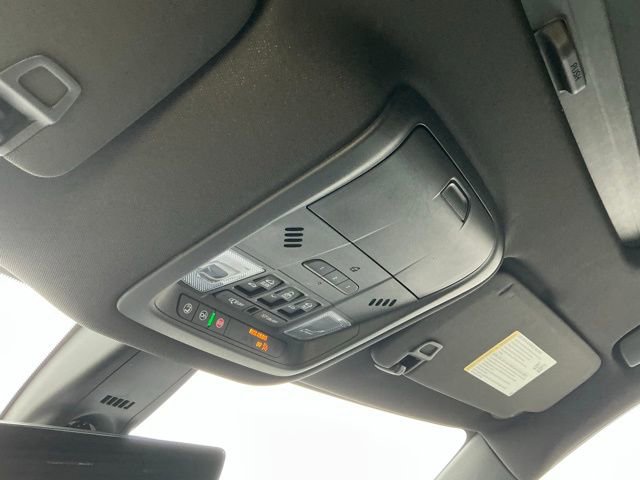 Used 2024 Buick Enclave Essence w/ Experience Buick Package image 33