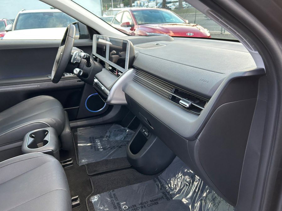Used 2024 Hyundai Ioniq 5 Limited image 46