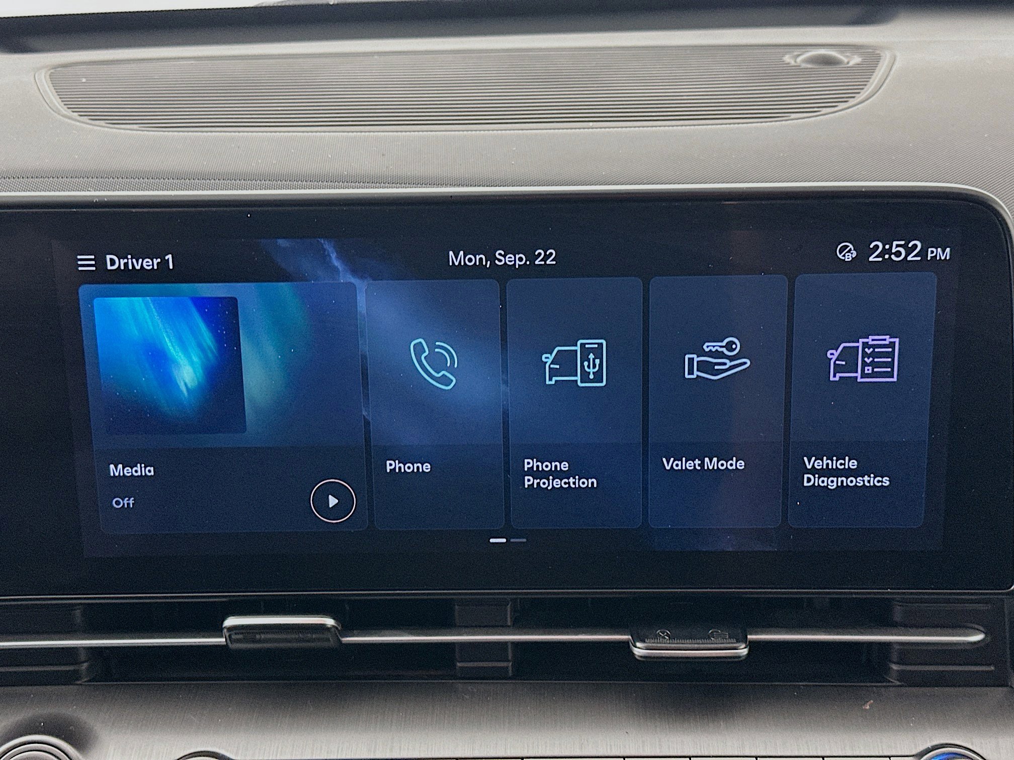 Used 2025 Hyundai Kona SEL image 21