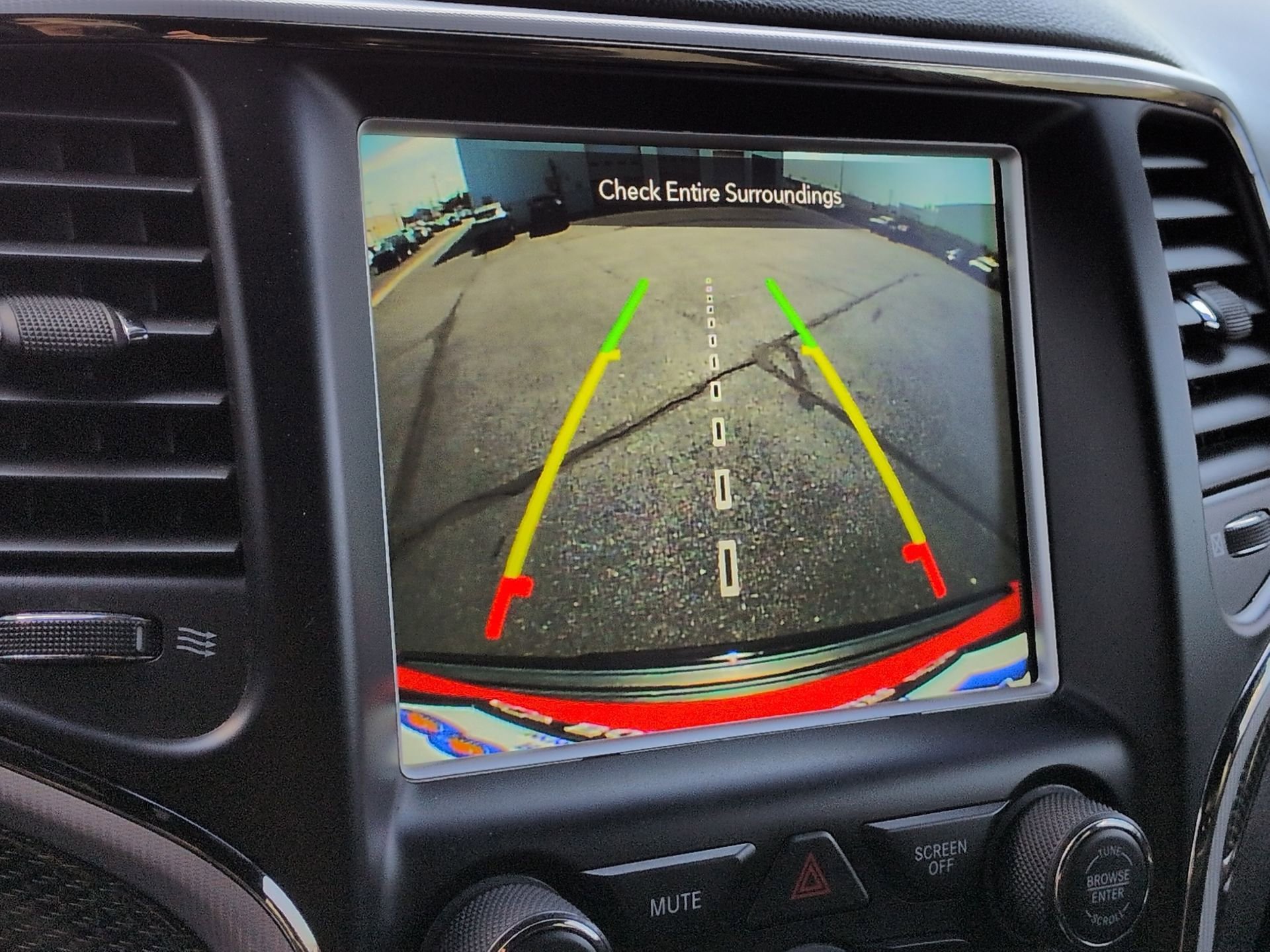 Used 2018 Jeep Grand Cherokee Trackhawk AWD/4WD image 15
