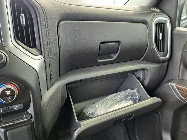 Used 2019 Chevrolet Silverado 1500 RST image 16