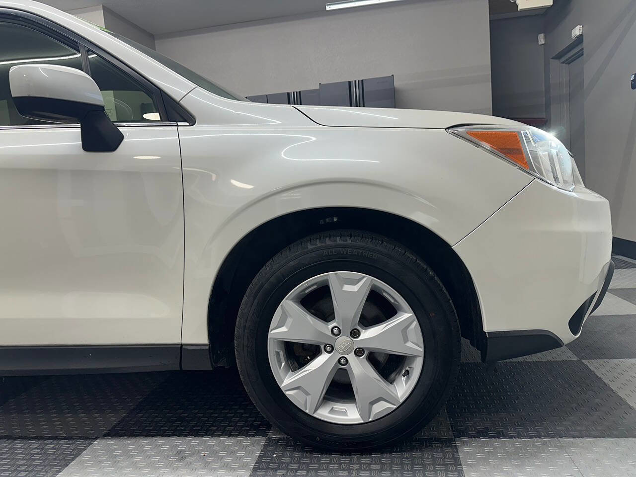 Used 2015 Subaru Forester 2.5i Limited image 5