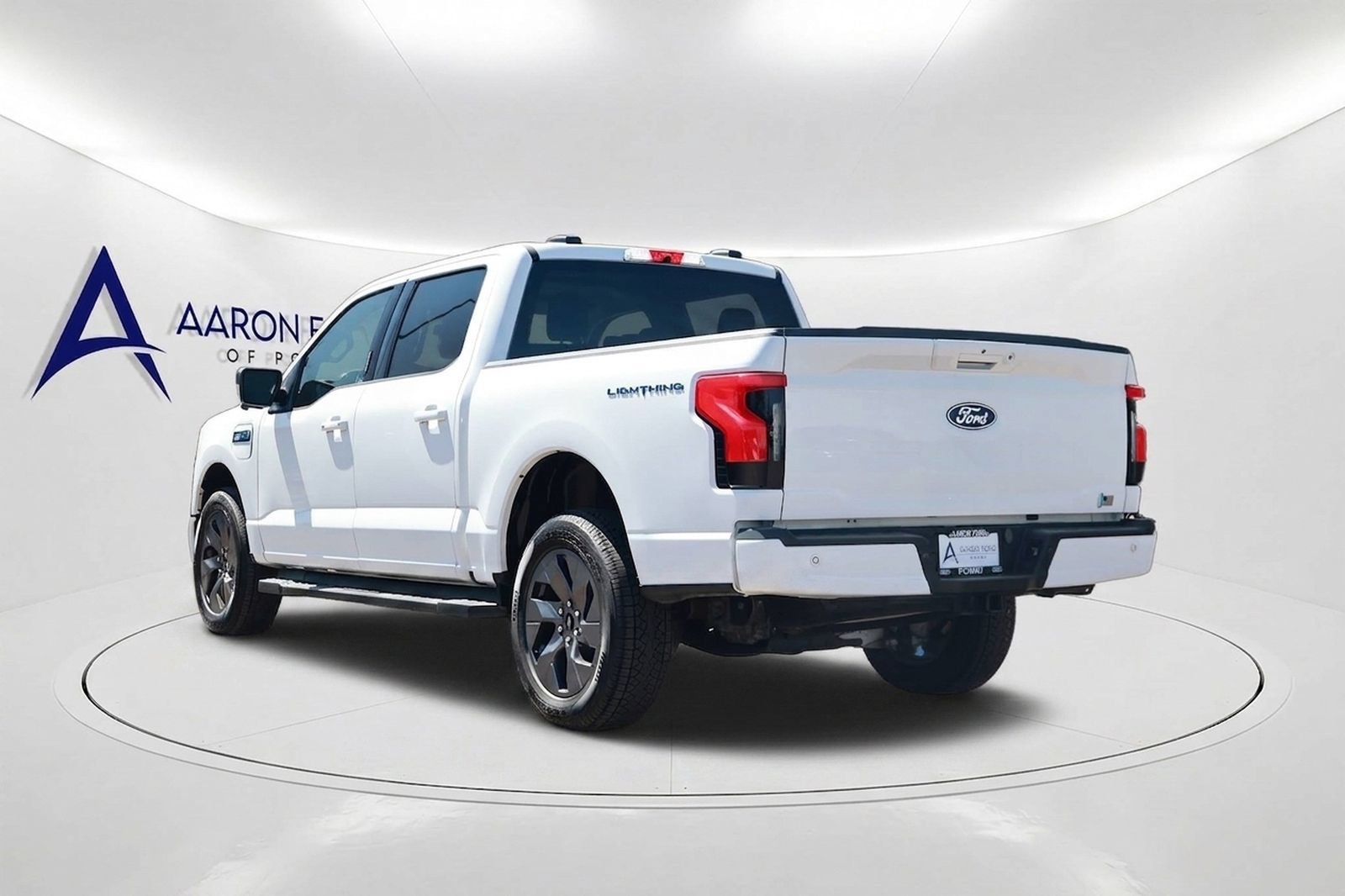 Used 2024 Ford F150 Lightning Flash AWD/4WD image 7