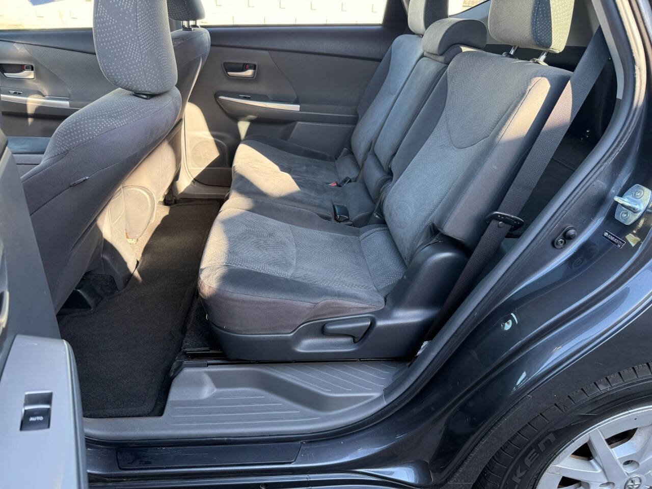 Used 2012 Toyota Prius V Three FWD image 25