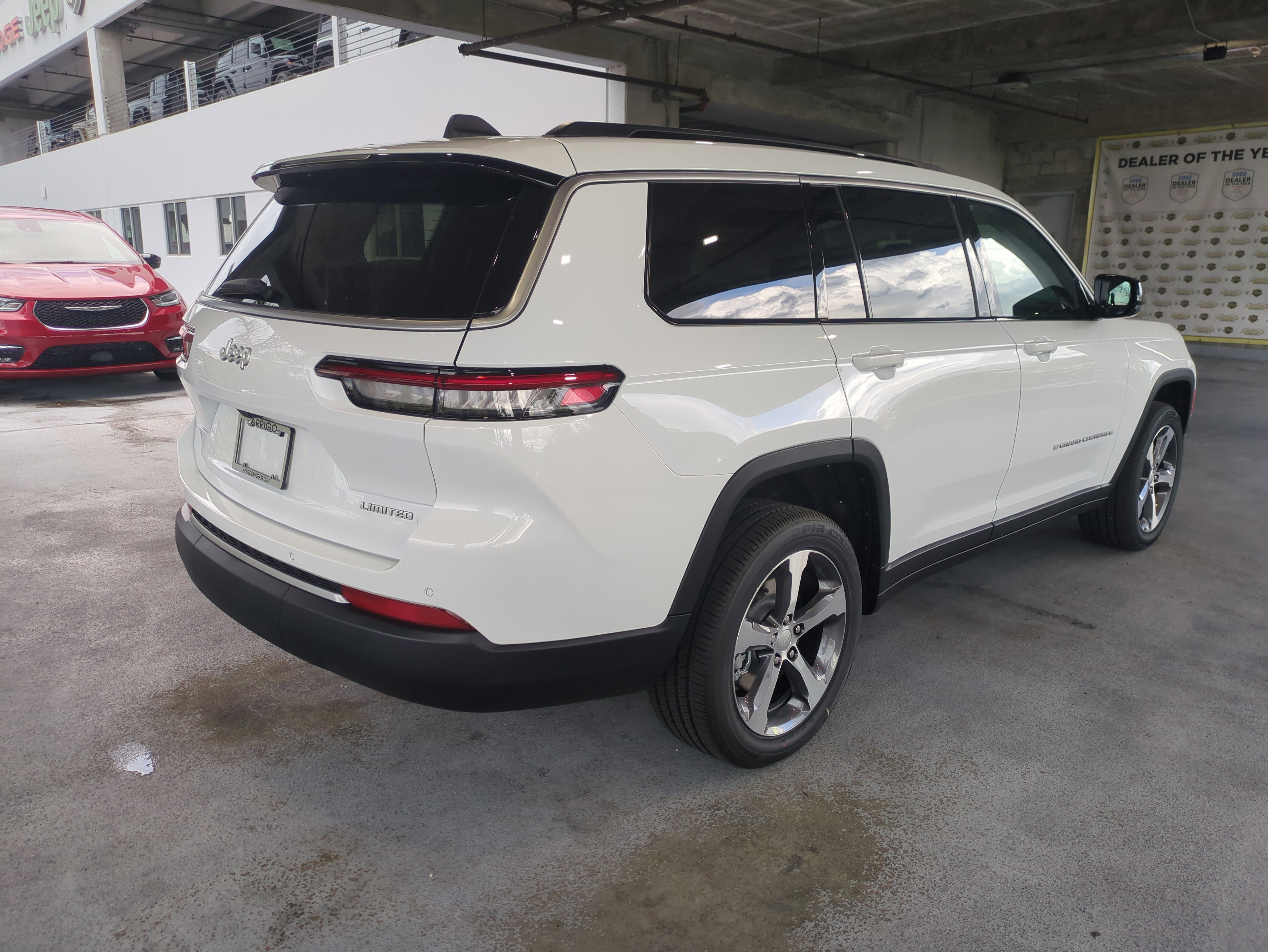 New 2026 Jeep Grand Cherokee L Limited RWD image 5