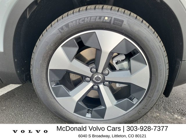New 2026 Volvo XC40 B5 Plus w/ Protection Package Premier AWD/4WD image 20