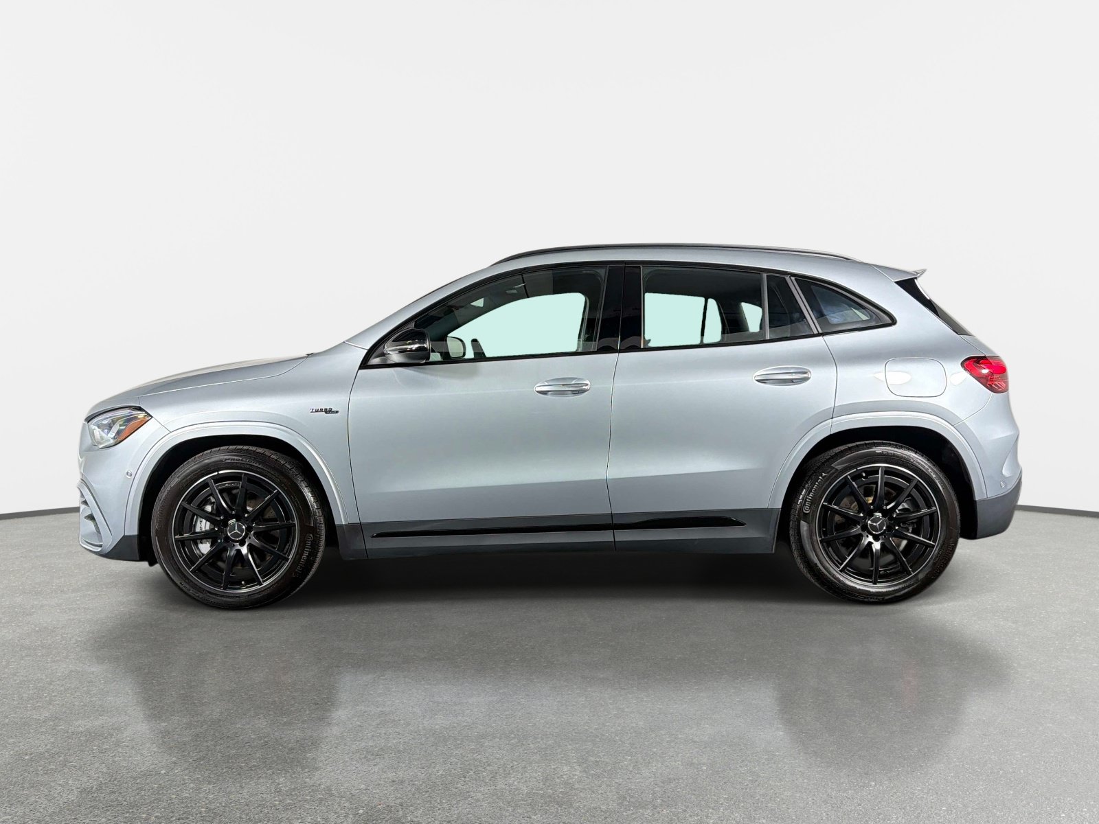 Used 2025 Mercedes-Benz GLA 35 AMG 4MATIC image 6