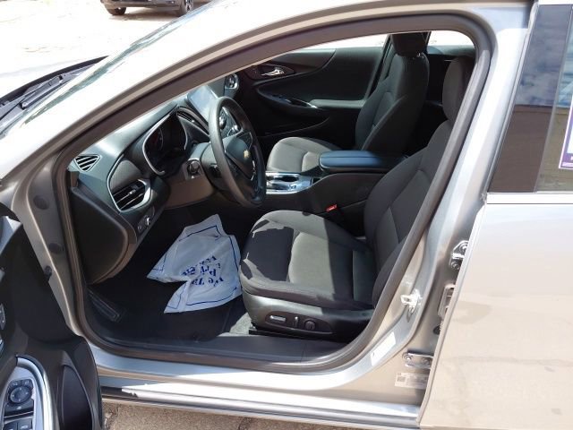 Used 2025 Chevrolet Malibu LT FWD image 23