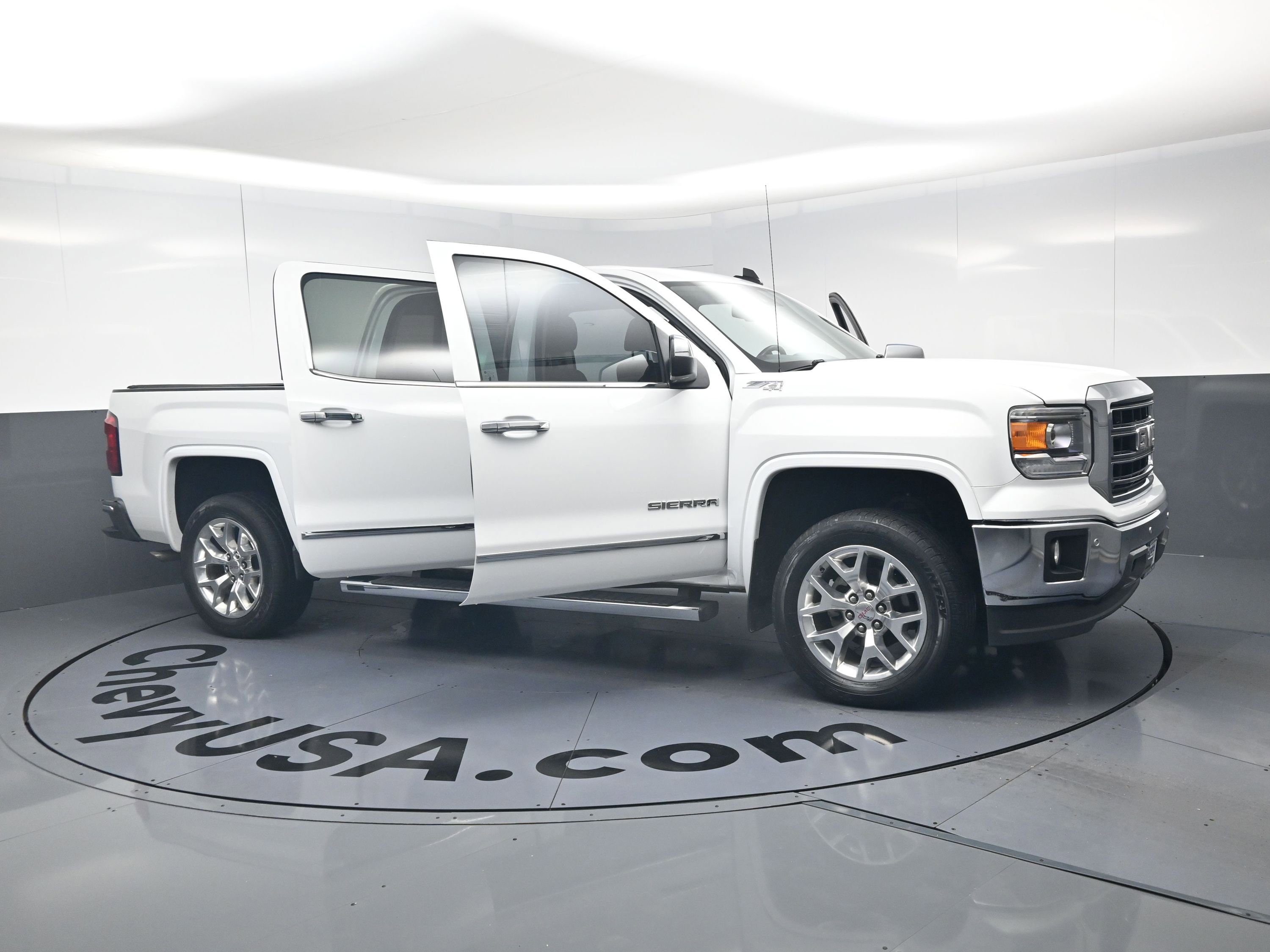 Used 2015 GMC Sierra 1500 SLT w/ SLT Crew Cab Value Package image 24