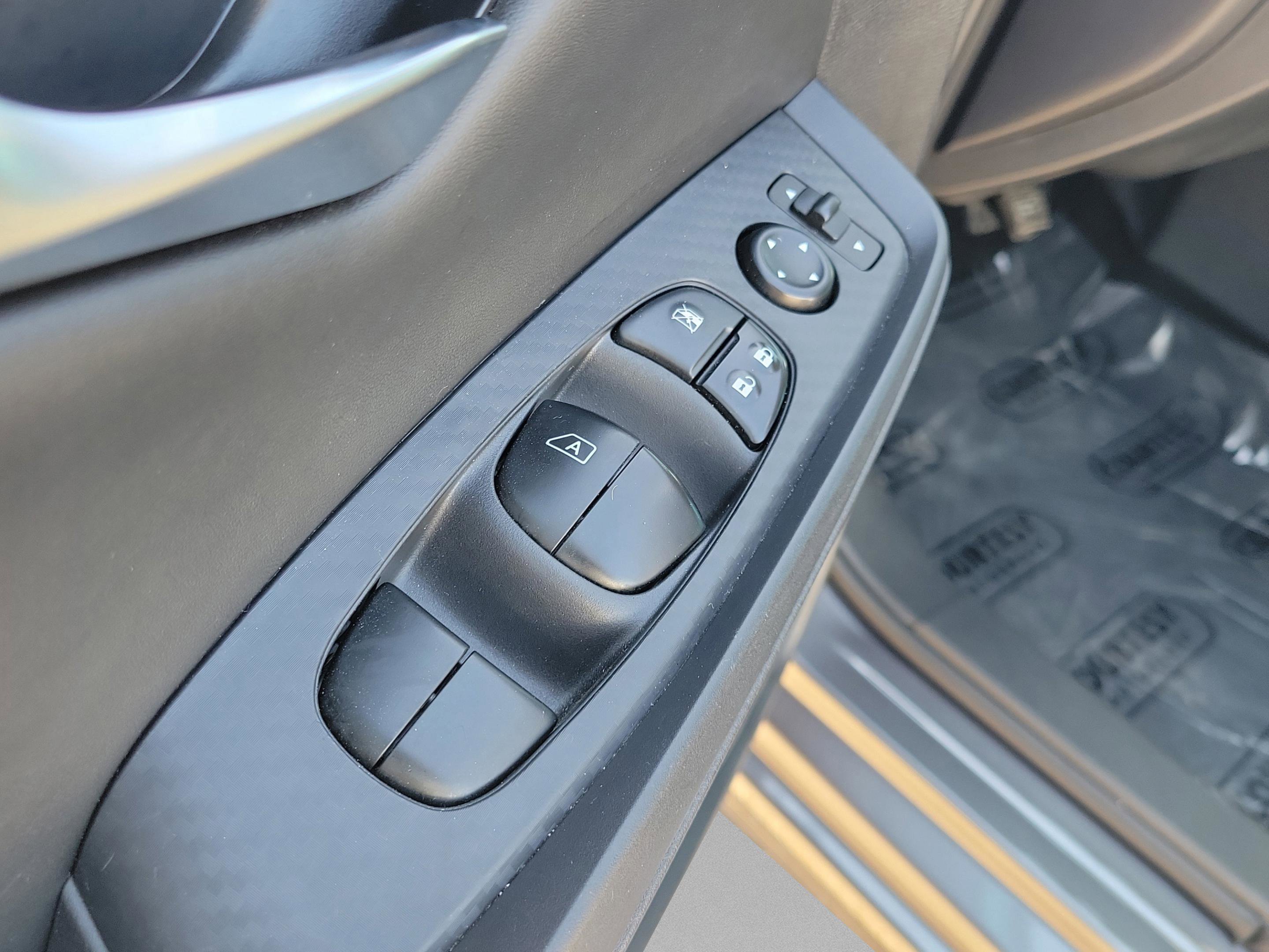 Certified 2023 Nissan Sentra SV image 16