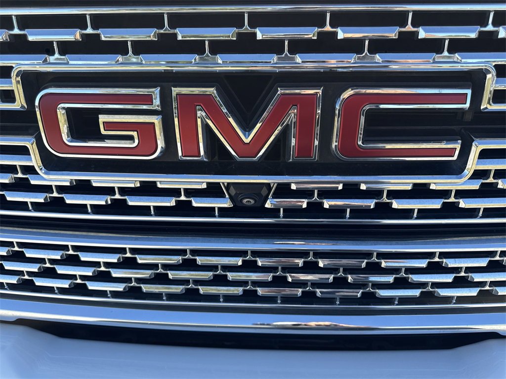 Certified 2020 GMC Sierra 2500 Denali w/ Denali Ultimate Package image 37
