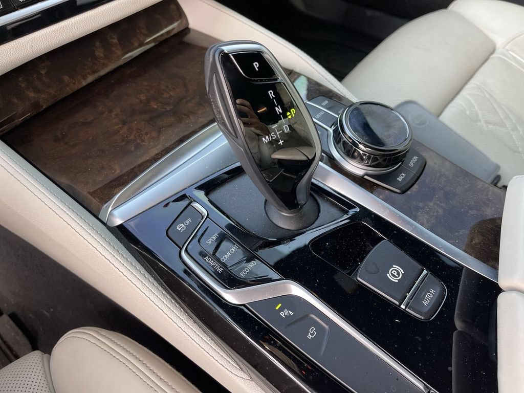 Used 2020 BMW M550i xDrive AWD/4WD image 20