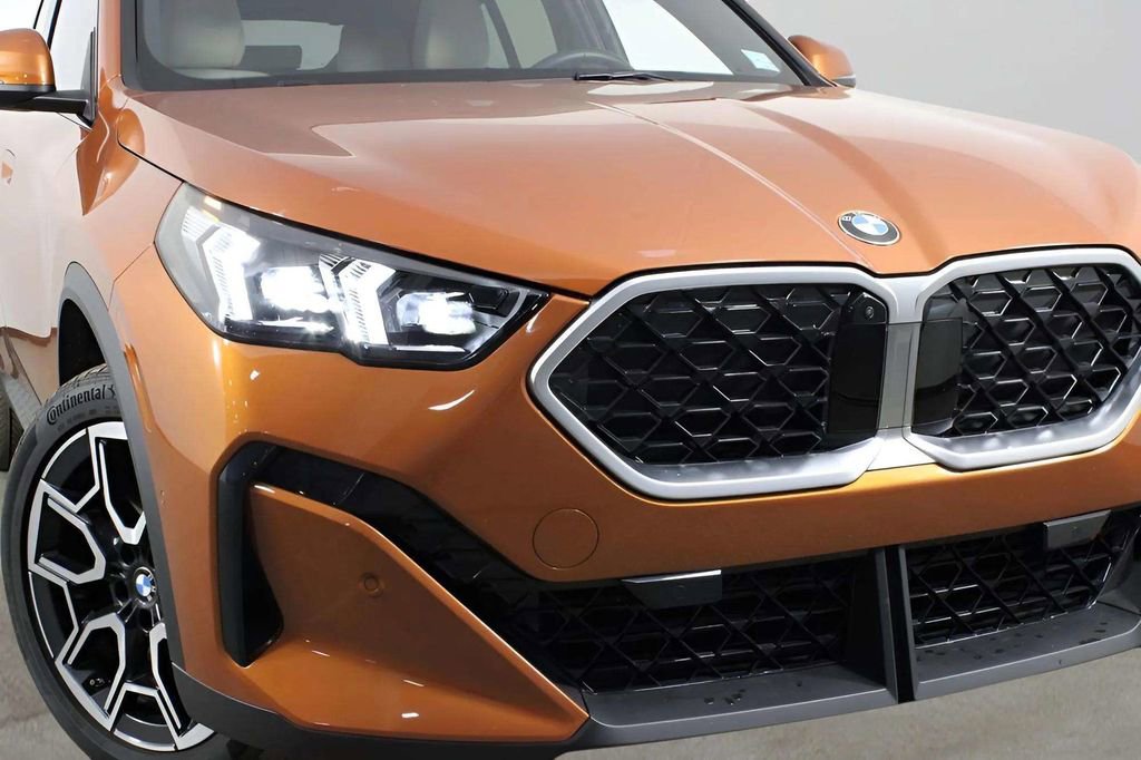 Used 2025 BMW X2 xDrive28i image 41
