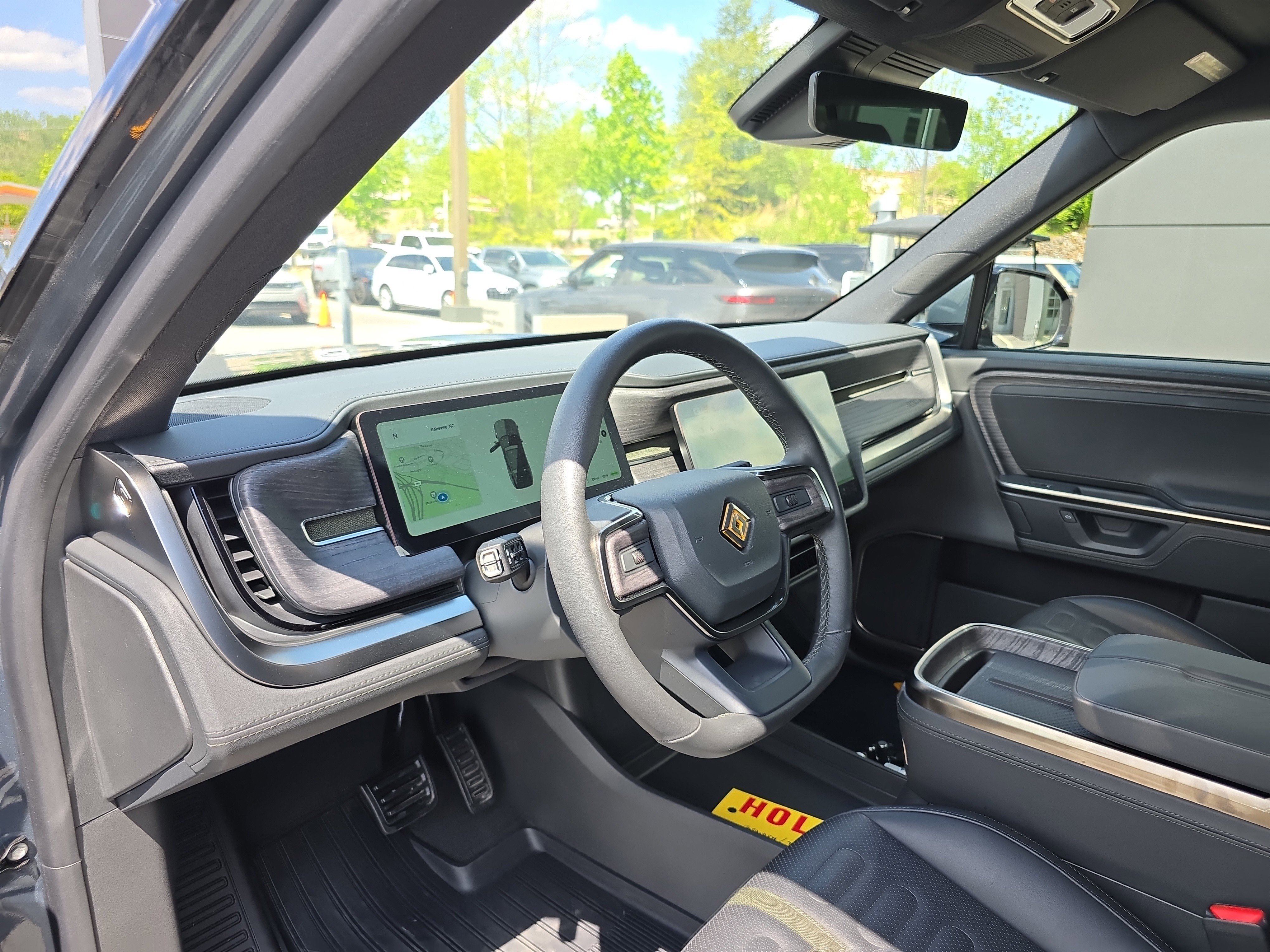 Used 2026 Rivian R1S Adventure image 22