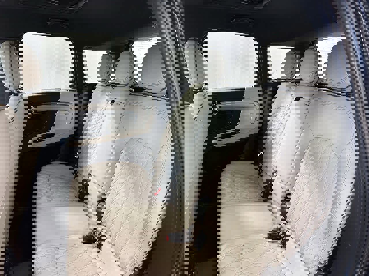 Used 2022 MINI Cooper Countryman SE w/ Convenience Package image 12