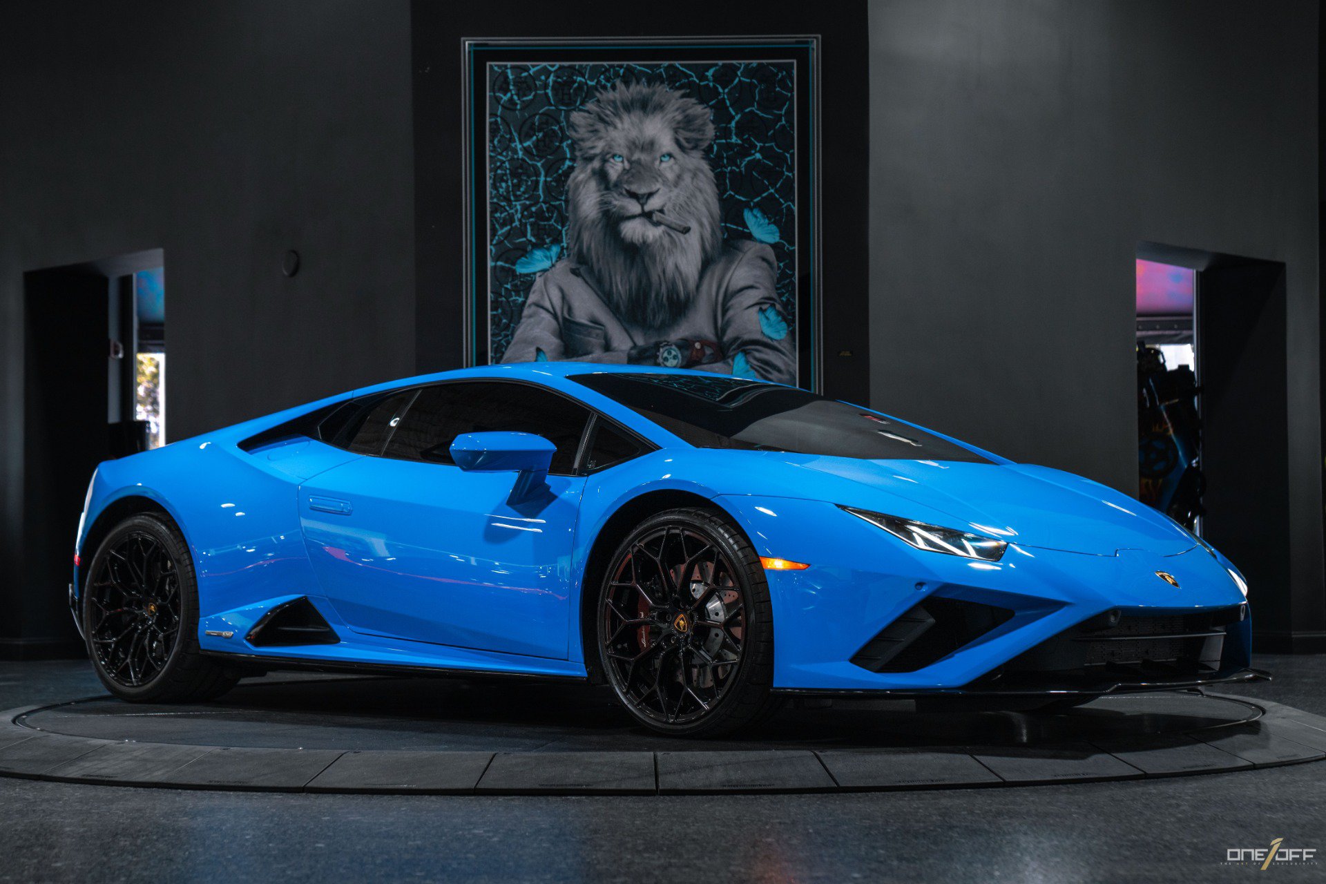 Used 2021 Lamborghini Huracan EVO RWD image 4