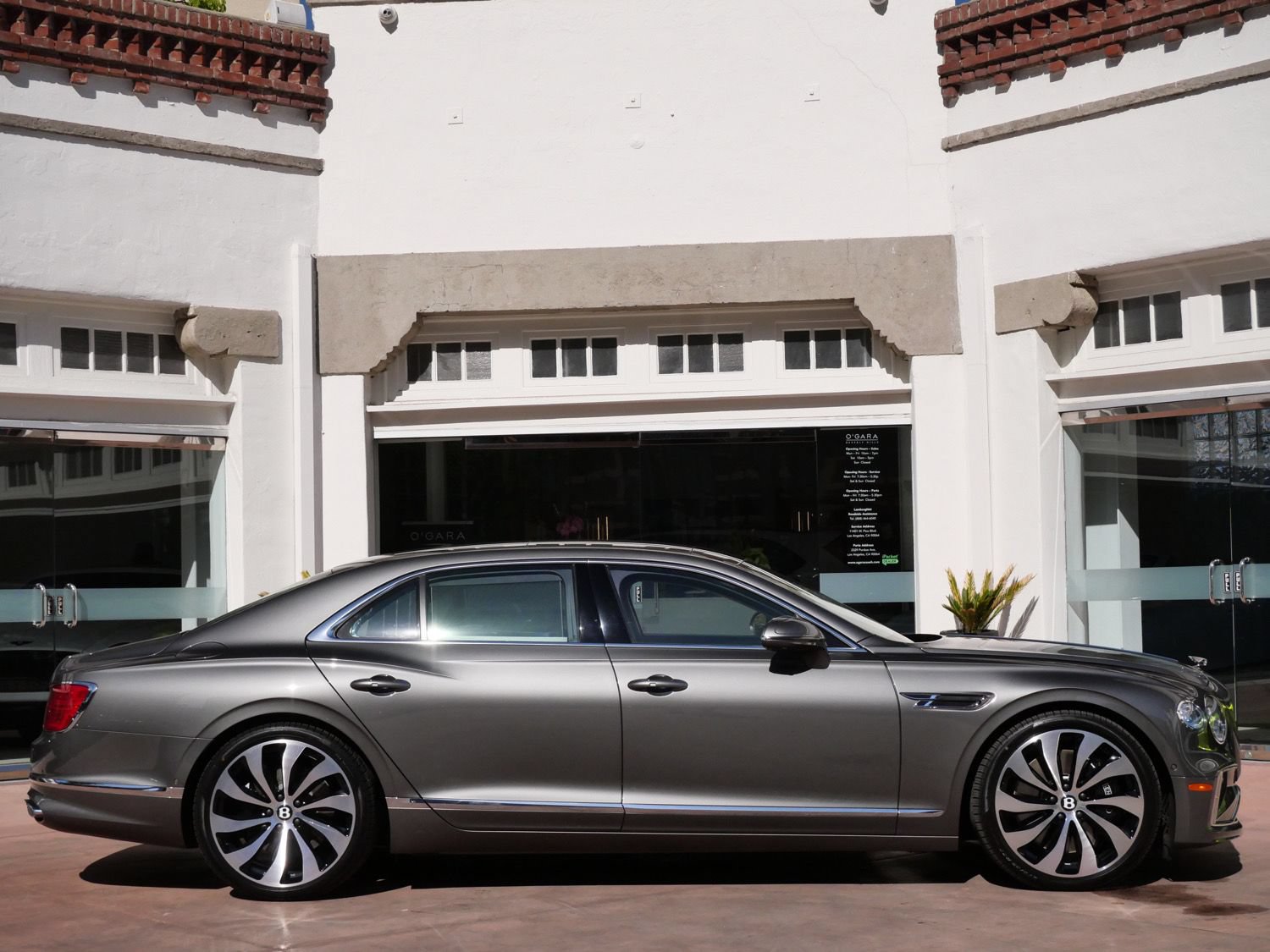 New 2026 Bentley Flying Spur Plug-In Hybrid AWD/4WD image 5
