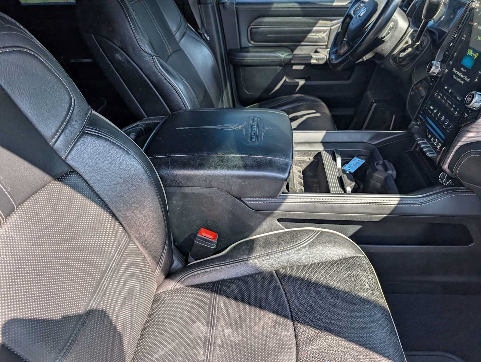 Used 2021 RAM 3500 Limited AWD/4WD image 31