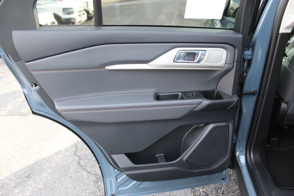 New 2026 Ford Explorer Active AWD/4WD image 19