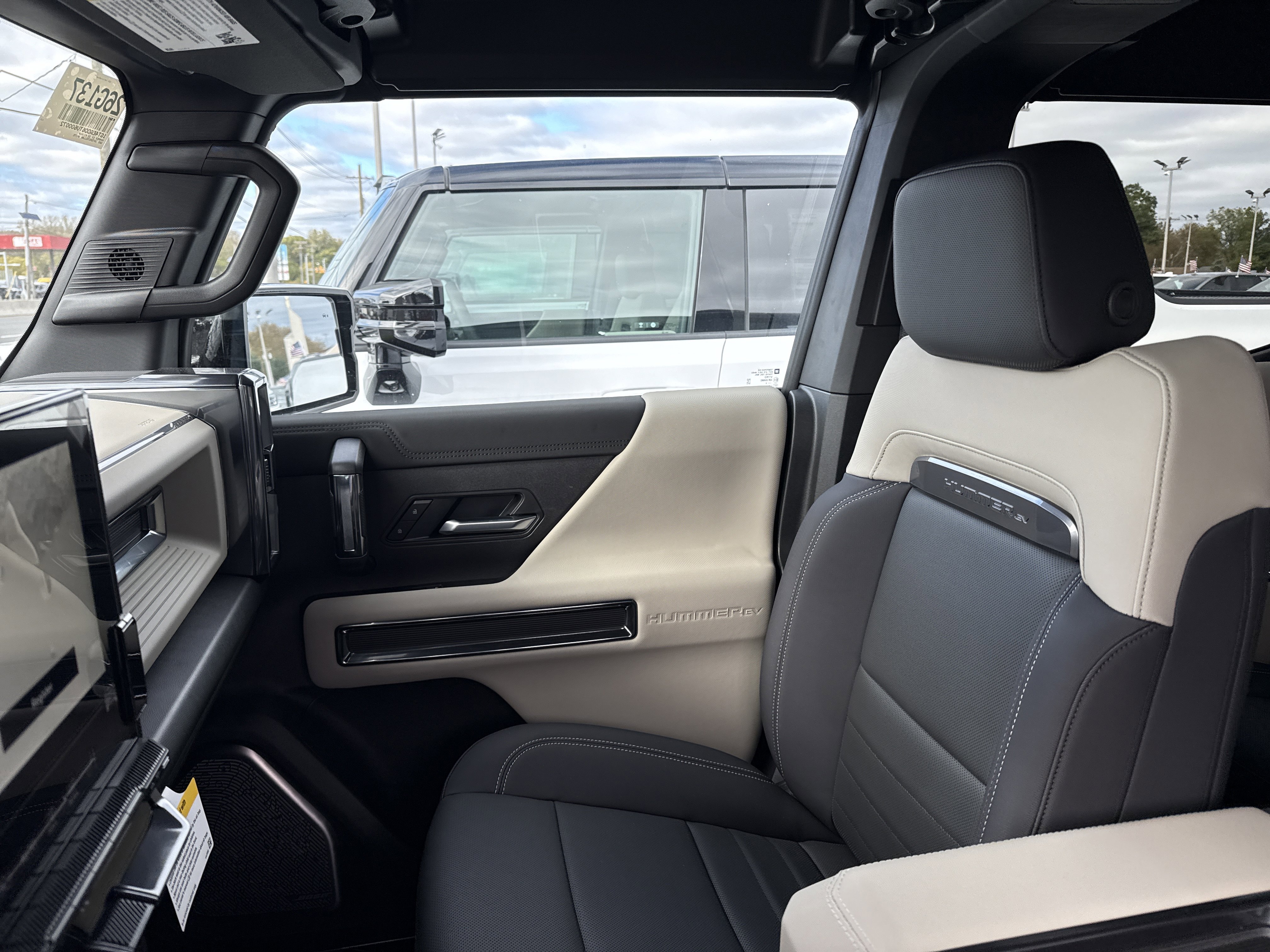 New 2026 GMC Hummer EV 4x4 Crew Cab image 13