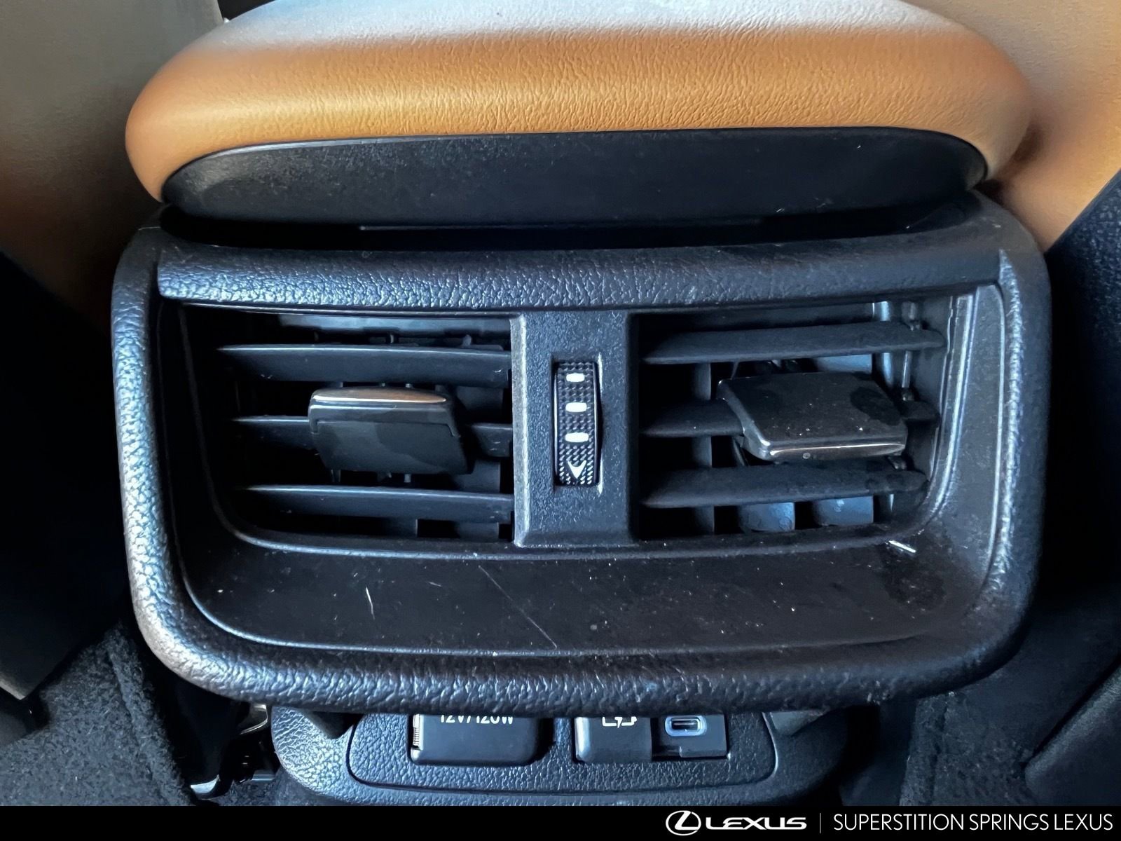 Certified 2024 Lexus ES 300h 300h w/ Premium Package image 23