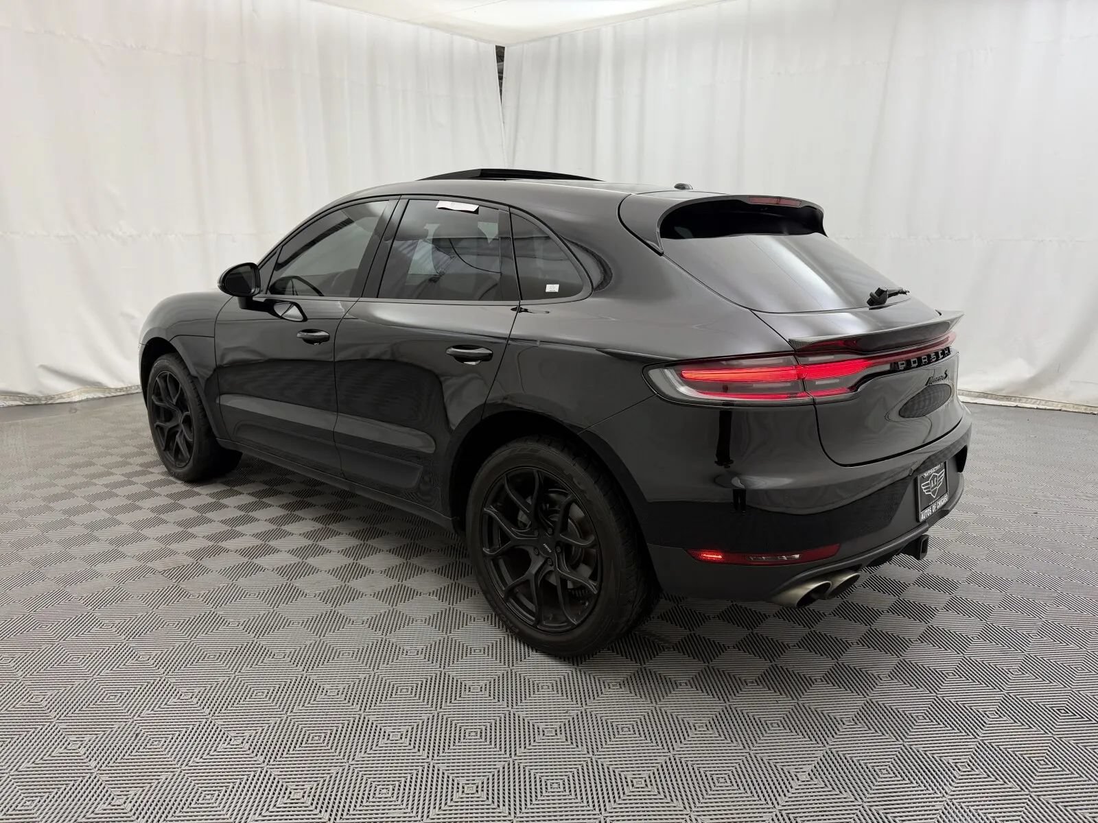 Used 2020 Porsche Macan S AWD/4WD image 8