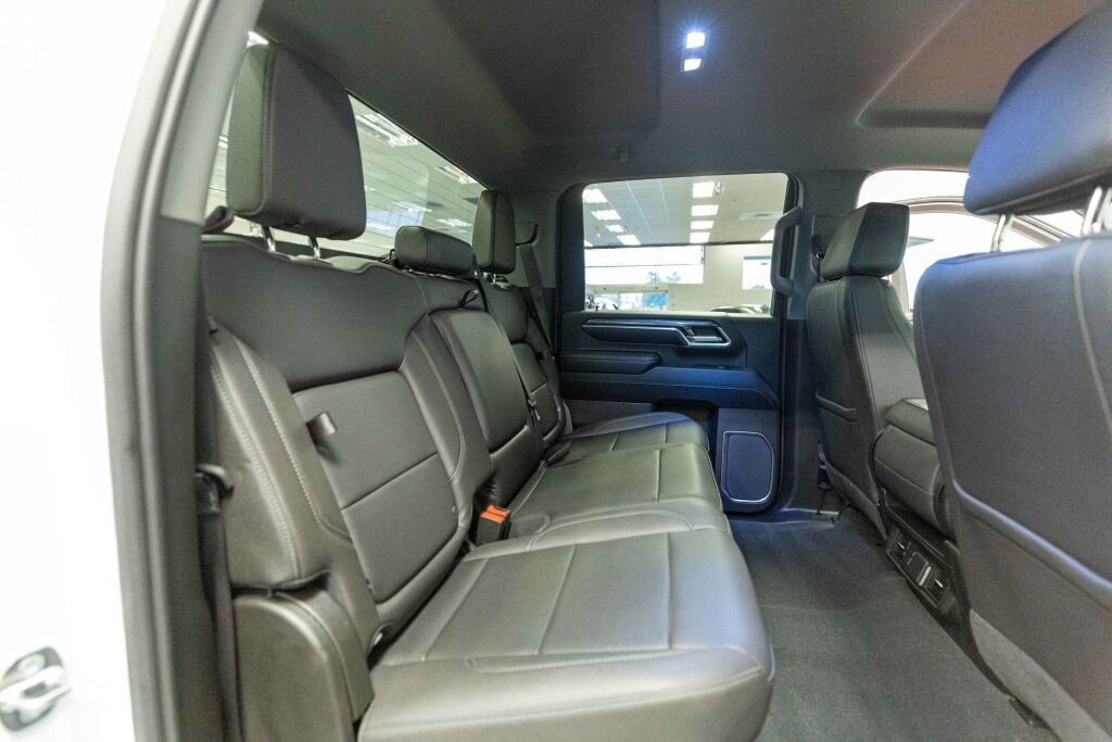 Used 2024 Chevrolet Silverado 3500 LTZ image 17