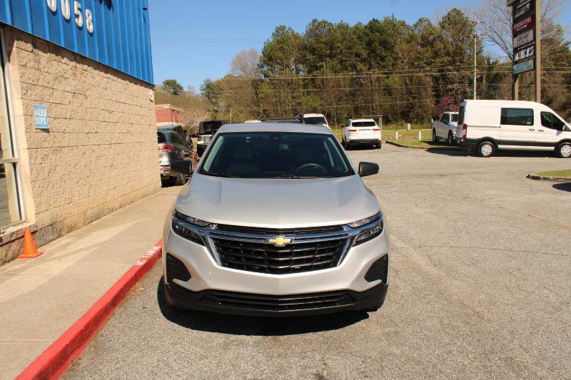 Used 2022 Chevrolet Equinox LS image 2