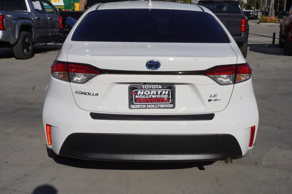 Certified 2025 Toyota Corolla LE w/ LE Premium Package image 5