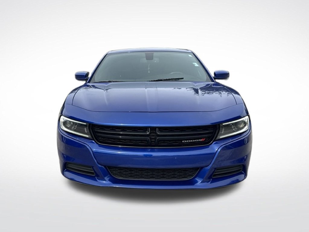 Used 2022 Dodge Charger SXT w/ Plus Group RWD image 3