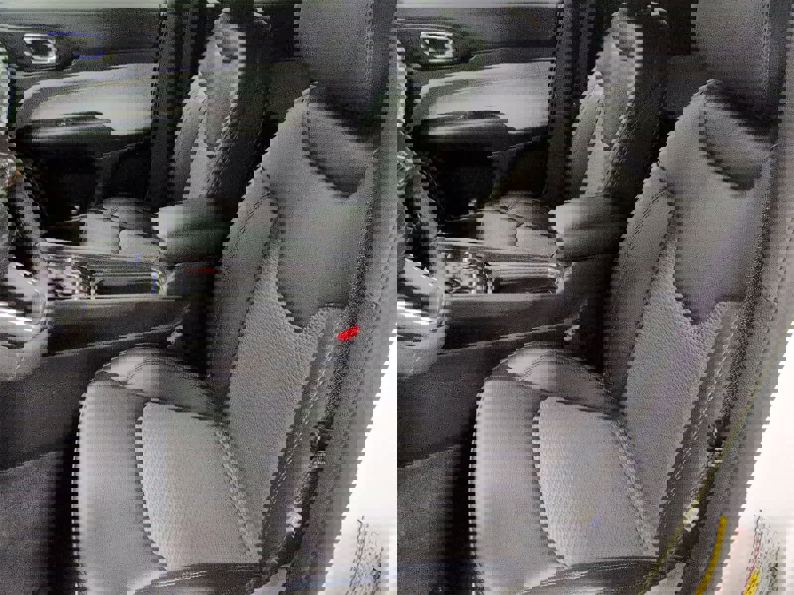 Used 2025 Jeep Compass Latitude image 17