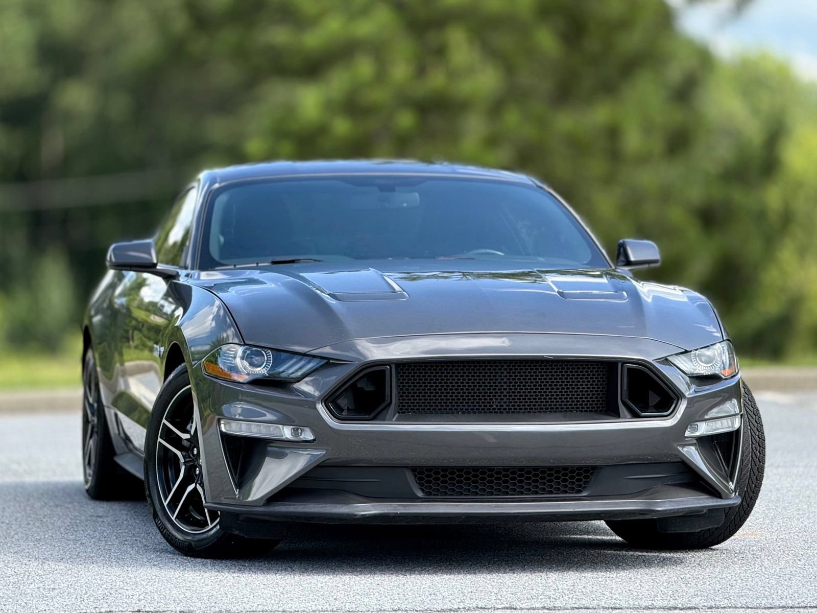 Used 2019 Ford Mustang GT w/ Equipment Group 301A RWD image 4