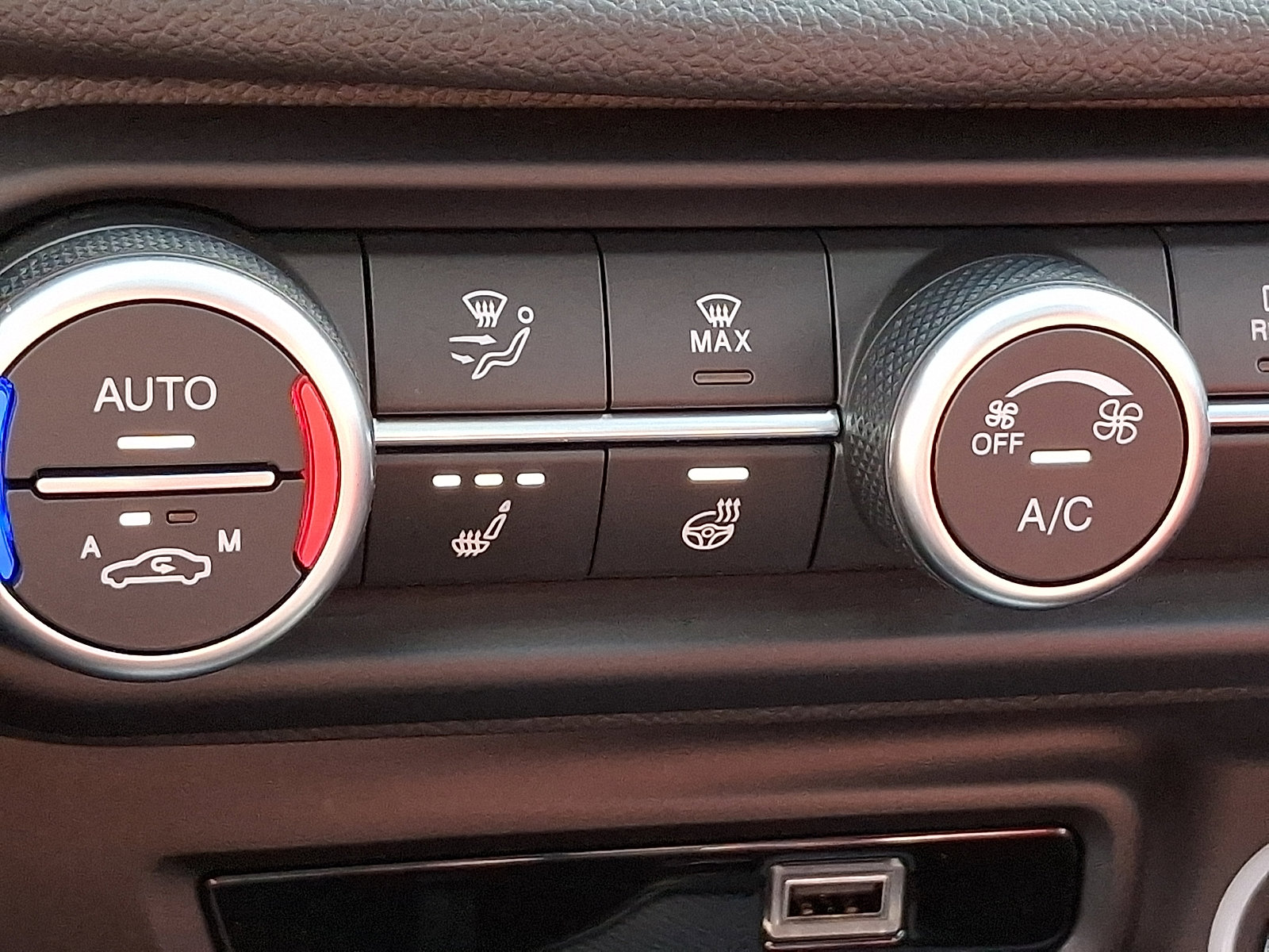 Used 2023 Alfa Romeo Giulia Veloce image 27