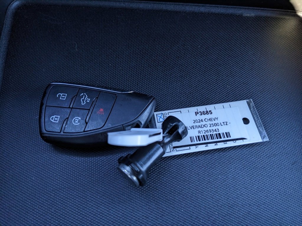 Used 2024 Chevrolet Silverado 2500 LTZ w/ LTZ Plus Package image 41