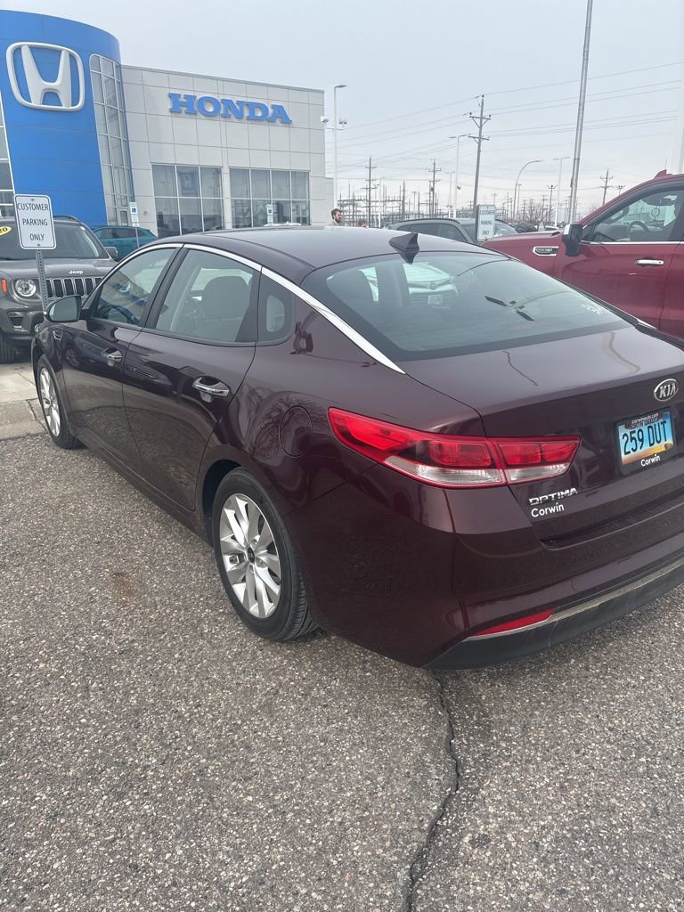 Used 2016 Kia Optima LX image 3