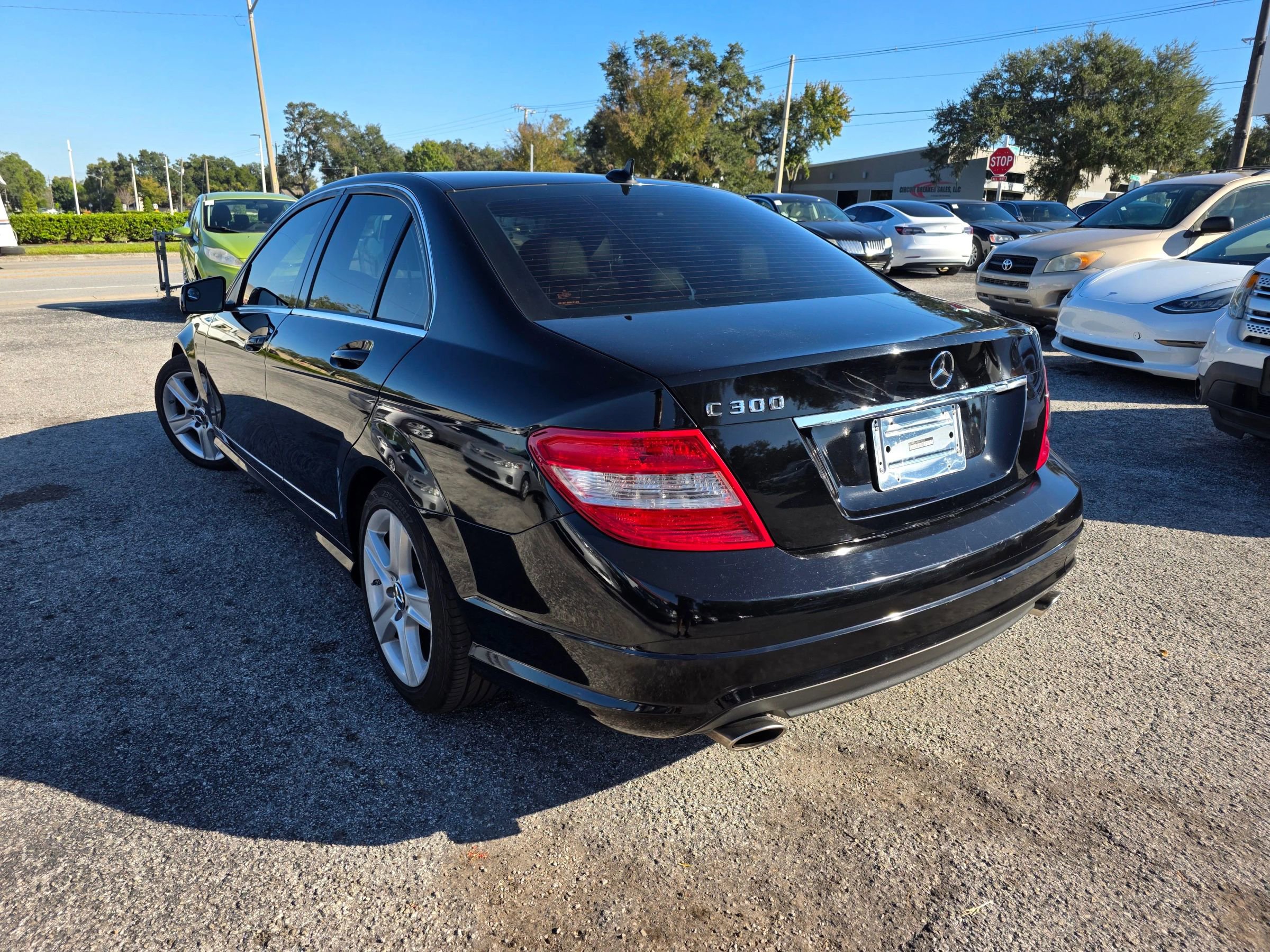 Used 2010 Mercedes-Benz C 300 Sedan image 5