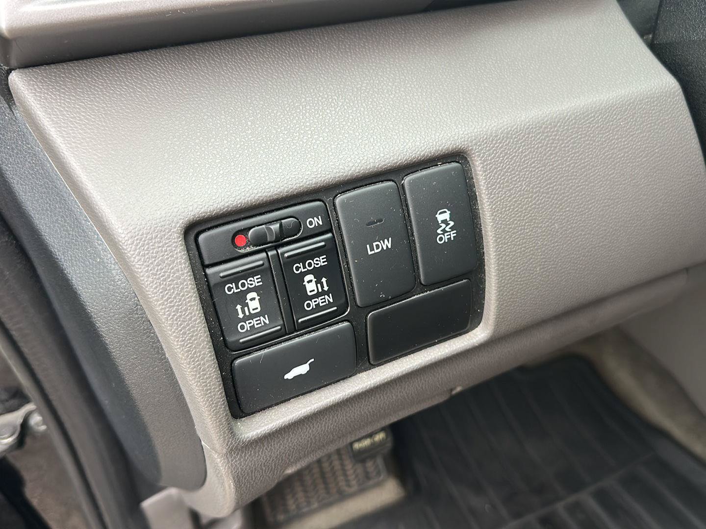 Used 2017 Honda Odyssey EX-L image 10