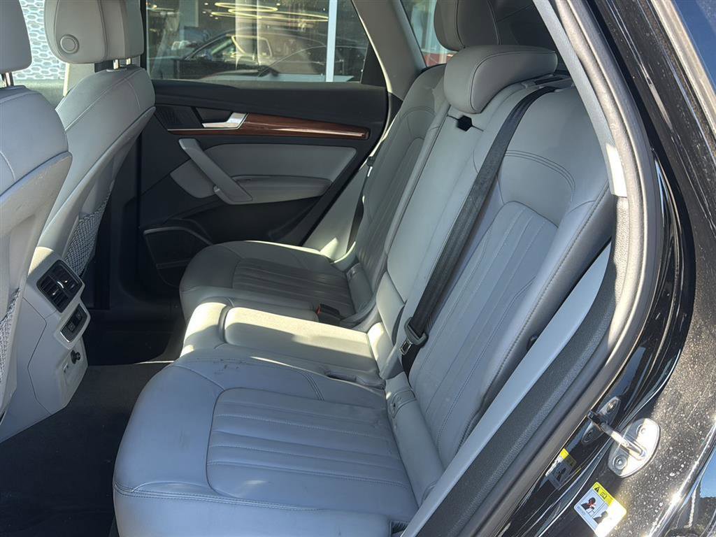 Used 2023 Audi Q5 2.0T Premium Plus w/ Premium Plus Package image 13