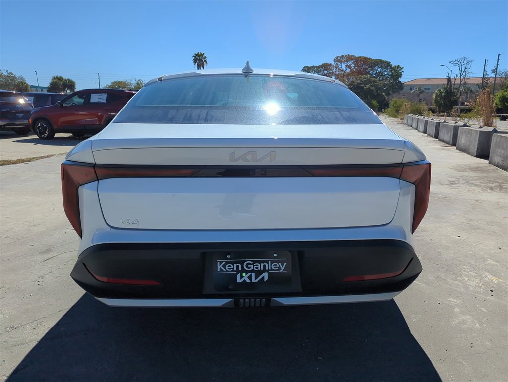 New 2026 Kia K4 LXS image 7
